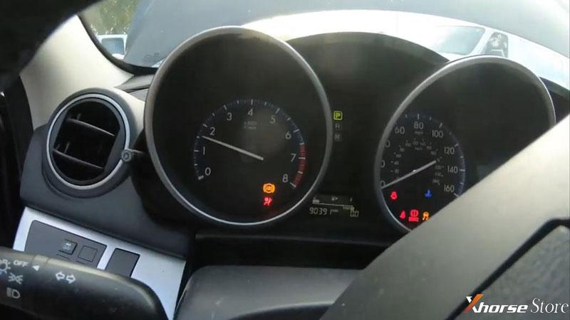 Xhorse VVDI Key Tool Plus adds key for 2012 Mazda3