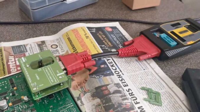 review-vvdi-prog-cable-porsche-solder-free-adapter-unlock-bcm (1) VVDI PROG Cable and Porsche Solder-free Adapter Unlock BCM